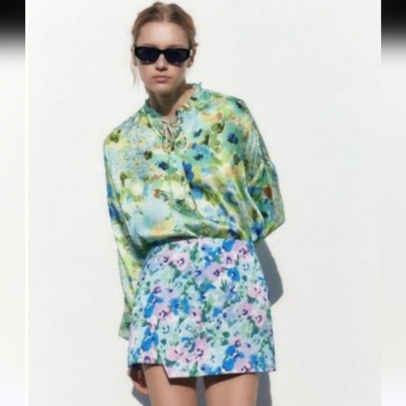 ZARA Satin Floral Envelope Skort In Shades Of Blue/purple/green. Size Medium - Picture 1 of 13